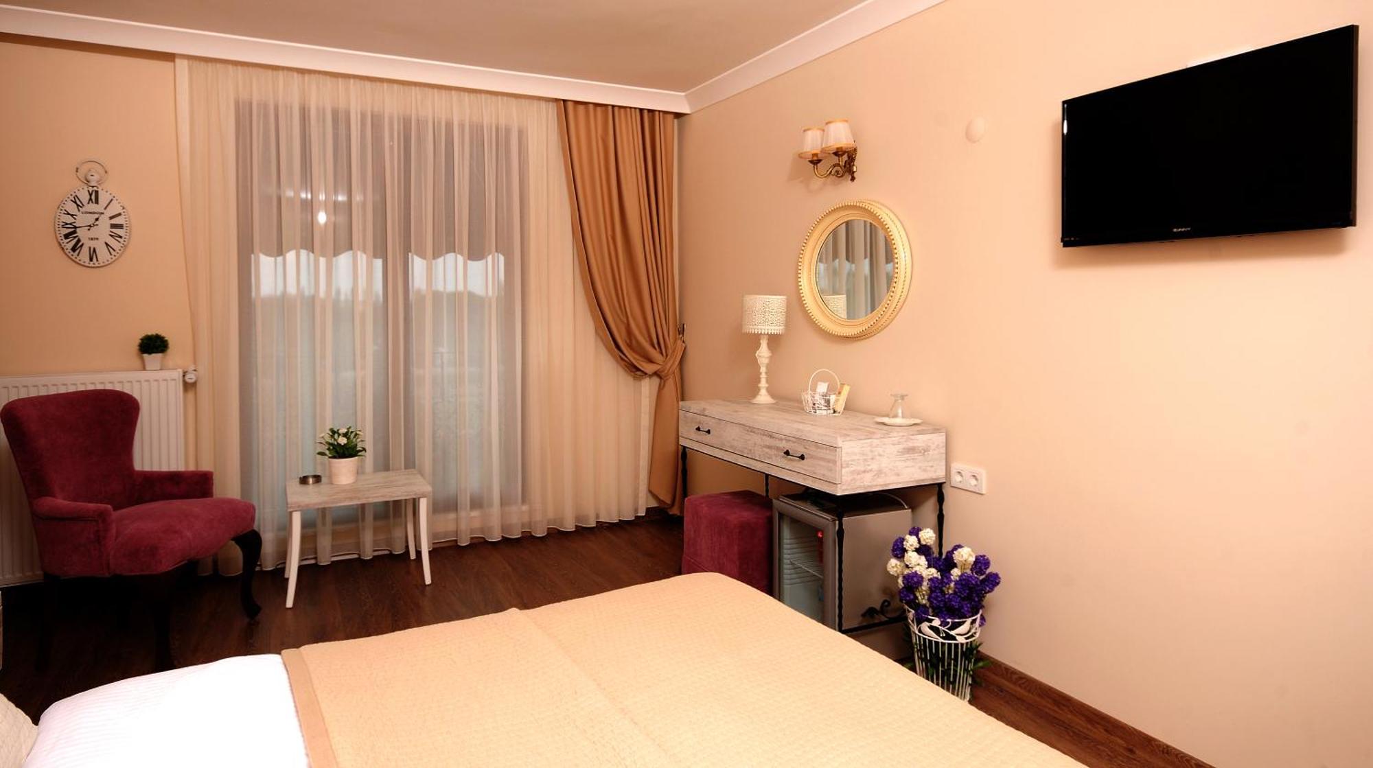 Edahan Hotel Biga Ruang foto