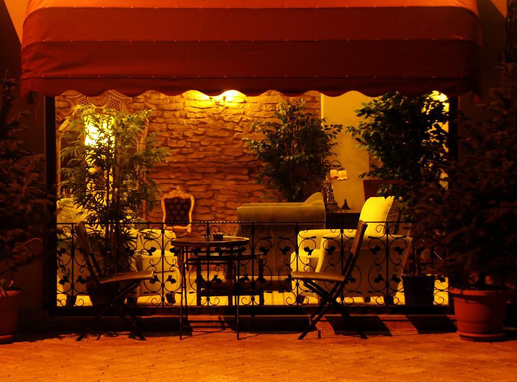 Edahan Hotel Biga Bagian luar foto